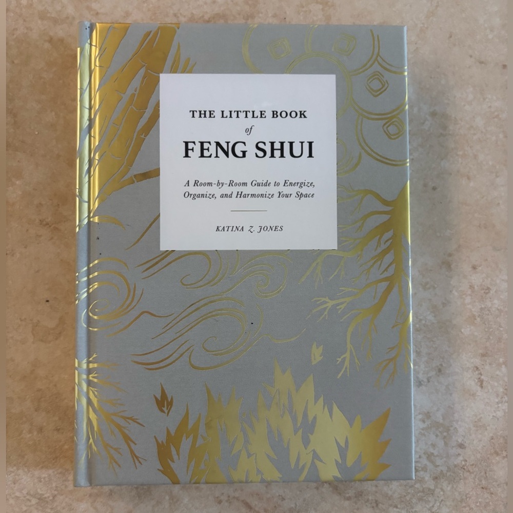 The Little Book of Feng Shui - Silver and Gold Design Planner